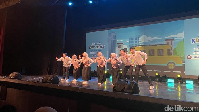 1765731874442-keseruan-morinaga-di-yayaya-fest-2025-1765710268448_169