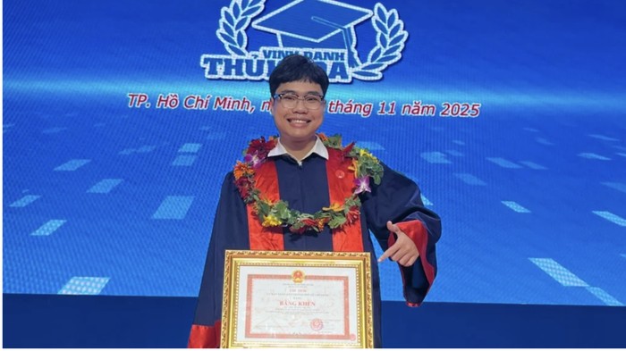 1765818256131-lulusan-terbaik-ditolak-banyak-perusahaan-1765462050046_169