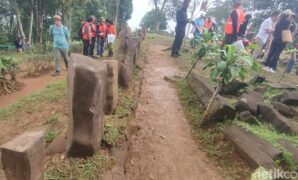 1765818267521-simbolis-pemugaran-situs-megalitikum-gunung-padang-1765796871392_169