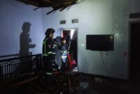 1765861474600-kebakaran-pabrik-tahu-di-kuningan-1765851337769_169