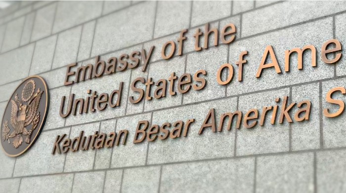 1766012658093-kedubes-as-di-jakarta-facebook-us-embassy-jakarta_169