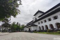 1766055891615-gedung-sate-1763009965930_169