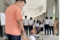 1766077461331-ilustrasi-ayah-antar-anak-sekolah-1752414459118_43