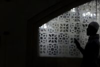 1766099053973-umat-muslim-mulai-iktikaf-di-masjid_169