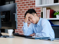 1766941454893-ilustrasi-stres-di-tempat-kerja_43