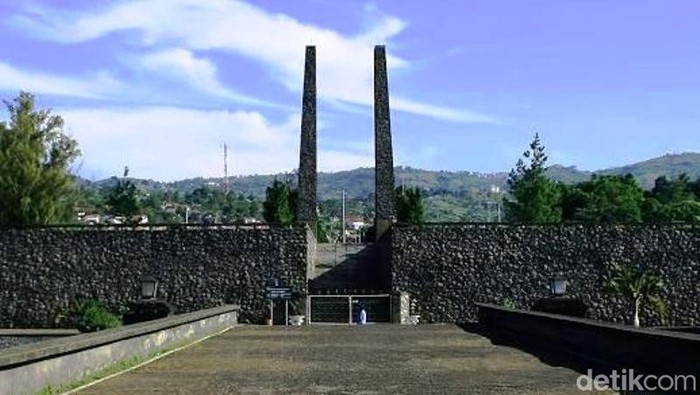 1767416696090-taman-makam-pahlawan-cikutra-bandung-1767316942476_169