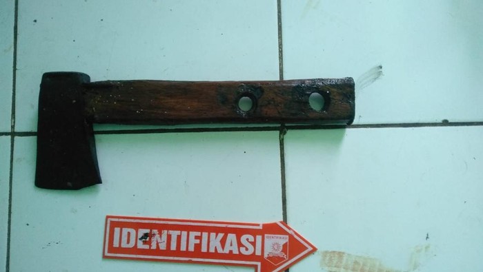 1767675860819-penampakan-kapak-yang-digunakan-rendi-1767610397214_169