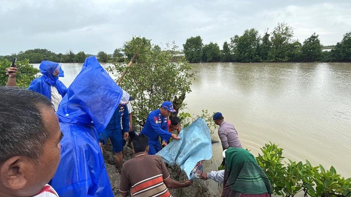 1769425469786-penemuan-bocah-10-tahun-di-sungai-sumbermas-indramayu-1769415931224_169