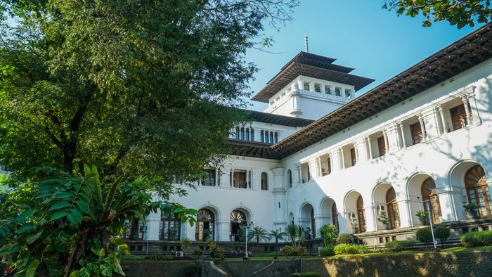 1769468681470-ilustrasi-kota-bandung_169