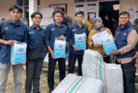 1769533501064-bri-melalui-ybm-brilian-salurkan-bantuan-bagi-korban-longsor-cisarua-1769513429087_169